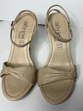 Cathy Jean Nude Leather Knot Front Slingback Sandals